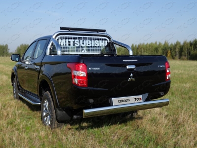 Защита заднего бампера овальная 120х60 мм ТСС для Mitsubishi L200 2015-2019